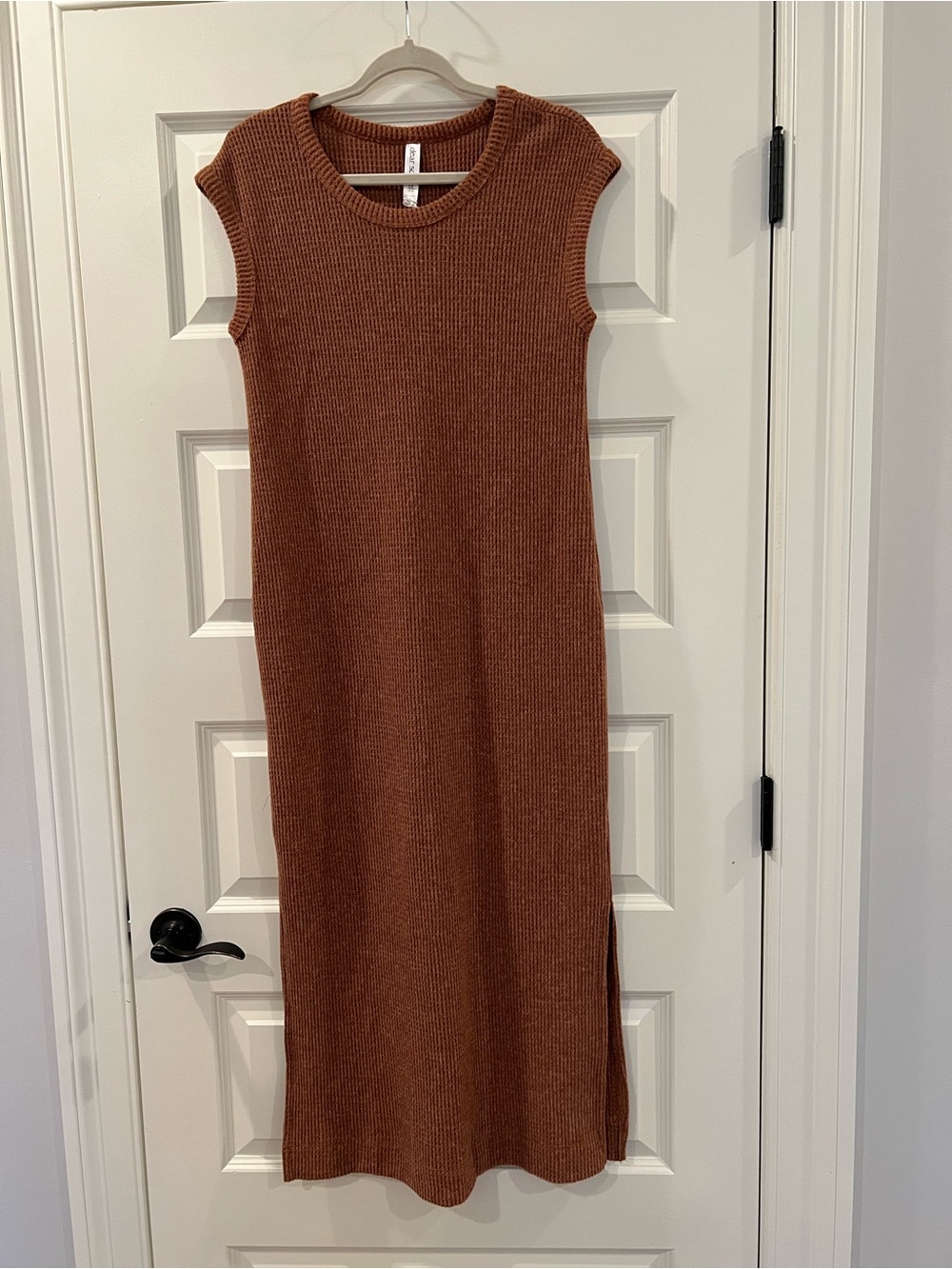 Women’s Sleeveless Maxi Dress in Rust - Picture 2 of 11